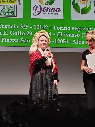 Melissa Abate Daga sul palco di Bologna