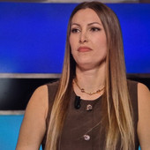 Elisa Leonardo al quiz di Canale 5 Elisa Leonardo al quiz di Canale 5