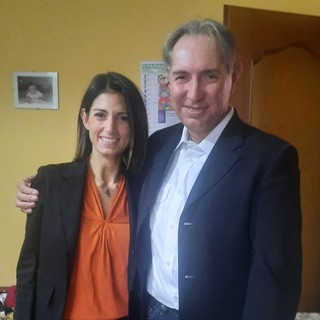 Fabrizio Schiavo con Virginia Raggi