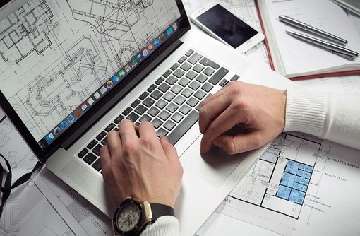 Azienda del Saluzzese ricerca disegnatore meccanico