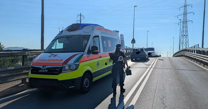Nichelino, tamponamento sul sovrappasso Scarrone: quattro persone in ospedale Nichelino, tamponamento sul sovrappasso Scarrone: quattro persone in ospedale
