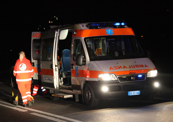 Incidente autonomo nella notte in via Cave tra Luserna San Giovanni e Rorà