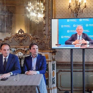 Intel chi? A Orbassano arriva Aixtron, colosso tedesco dei microchip. Urso: &quot;Torino scrive il futuro del Paese&quot;