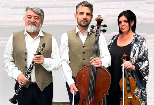Sabato 19 settembre "Un palco all'opera": al Monastero della Stella di Saluzzo il Trio Lanzini Sabato 19 settembre "Un palco all'opera": al Monastero della Stella di Saluzzo il Trio Lanzini