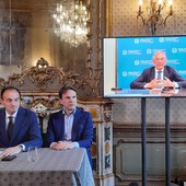 Intel chi? A Orbassano arriva Aixtron, colosso tedesco dei microchip. Urso: &quot;Torino scrive il futuro del Paese&quot;
