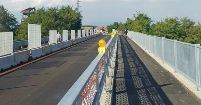 Il ponte sul Pellice tra Villafranca e Vigone Il ponte sul Pellice tra Villafranca e Vigone
