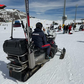 Controlli dei carabinieri in pista