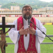 Una foto d'archivio di don Riccardo Robella Una foto d'archivio di don Riccardo Robella