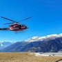 Frossasco, perde il controllo del parapendio e resta appeso tra gli alberi