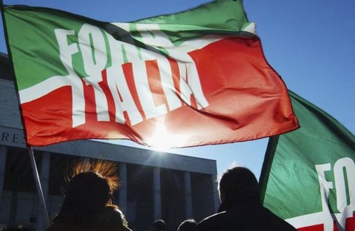 I candidati alle elezioni politiche di Forza Italia si presentano a Cavour