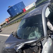 Brutto incidente sulla tangenziale sud: 4 veicoli coinvolti e 3 feriti Brutto incidente sulla tangenziale sud: 4 veicoli coinvolti e 3 feriti