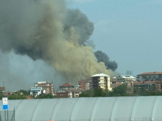 Incendio nella zona di Beinasco