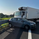 Incidente sulla tangenziale sud di Torino: due veicoli coinvolti, traffico in tilt