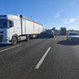 Incidente all'altezza del sito interporto: circolazione in tilt sulla tangenziale Incidente all'altezza del sito interporto: circolazione in tilt sulla tangenziale