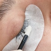 Kit laminazione coreana: cosa contiene, come funziona e perché la cisteammina cambia il risultato