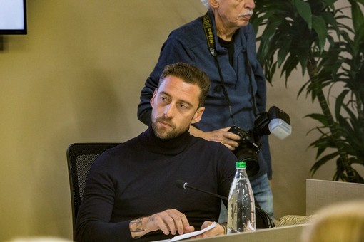 Marchisio 'bacchetta' la Juve: "Mancano equilibrio e identità dentro e fuori dal campo" Marchisio 'bacchetta' la Juve: "Mancano equilibrio e identità dentro e fuori dal campo"