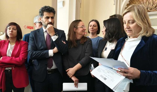 Caso Chiorino, minoranza contro Cirio: "Scappa dal confronto. Non leggerezza, ma rapporti con famiglia vicino mafia"