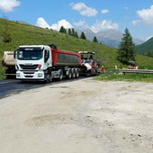 Lavori di pavimentazioni sulla SP 23 a Pragelato Lavori di pavimentazioni sulla SP 23 a Pragelato