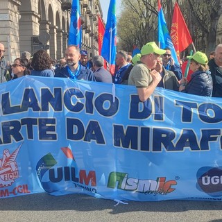 operai di Mirafiori in manifestazione