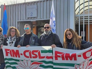 Presidio davanti alla Porta 2 di Mirafiori questa mattina Presidio davanti alla Porta 2 di Mirafiori questa mattina