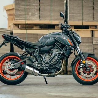 Scarico moto aftermarket per Yamaha MT-07: guida alla scelta del sound perfetto