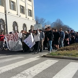 Torna a Pinerolo lo sciopero degli studenti in difesa del clima