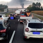 Autostrada bloccata in coda
