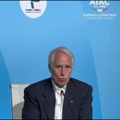 Calcio, Malagò: "Ripristinare rapporto con una parte della politica" Calcio, Malagò: "Ripristinare rapporto con una parte della politica"