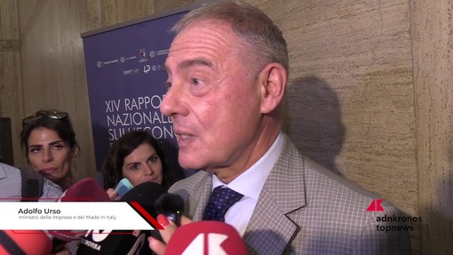 Economia del mare, Urso: "Italia torna centrale nel Mediterraneo" Economia del mare, Urso: "Italia torna centrale nel Mediterraneo"