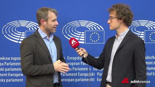 Della Valle (M5S): "Trasmettere The Bibi Files è un atto di denuncia. L'UE sospenda gli accordi" Della Valle (M5S): "Trasmettere The Bibi Files è un atto di denuncia. L'UE sospenda gli accordi"