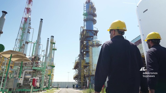 Eni celebra a Ravenna 100 anni, dal gas alla transizione energetica