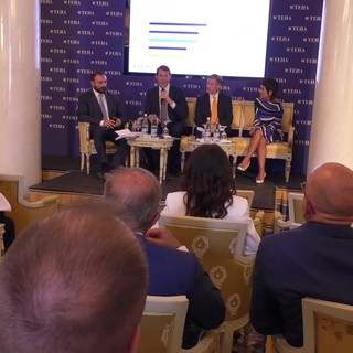 Imprese: in high-tech Italia in ritardo su investimenti: energia e semplificazione chiavi per competitività Imprese: in high-tech Italia in ritardo su investimenti: energia e semplificazione chiavi per competitività