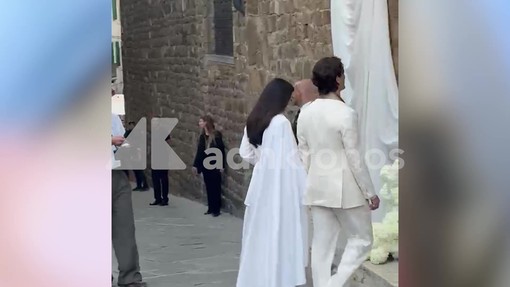 Damiano David e Dove Cameron arrivati a Montalcino per le nozze Damiano David e Dove Cameron arrivati a Montalcino per le nozze