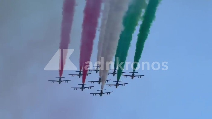 Gardone Val Trompia, lo spettacolo delle Frecce Tricolori Gardone Val Trompia, lo spettacolo delle Frecce Tricolori
