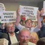 Milano, Salvini al Pirellone contestato dal Pd: "Pensa ai treni e agli aerei"