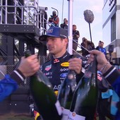 Impresa di Max Verstappen, vince gara di kart sorpassando 100 avversari Impresa di Max Verstappen, vince gara di kart sorpassando 100 avversari