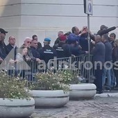 Tensione al Ghetto di Roma, Brigata ebraica insulta Anpi: "Fate schifo, vergogna"