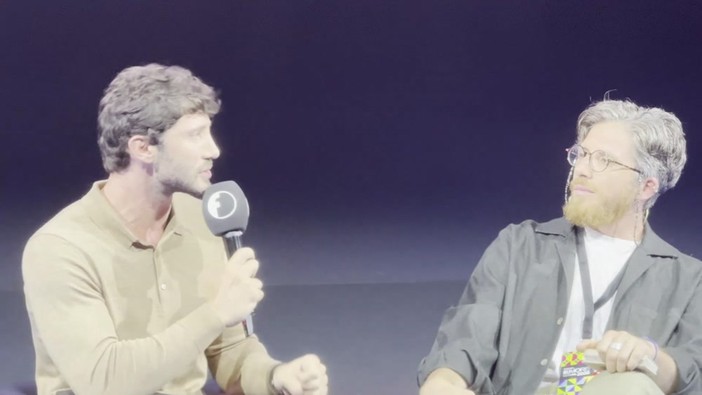 Sanremo, De Martino e la sfida del festival: "Ci metto entusiasmo e incoscienza" Sanremo, De Martino e la sfida del festival: "Ci metto entusiasmo e incoscienza"