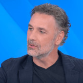 Raoul Bova ricorda la mamma Rosa, l'insegnamento: "Mi disse di sentirmi libero" Raoul Bova ricorda la mamma Rosa, l'insegnamento: "Mi disse di sentirmi libero"