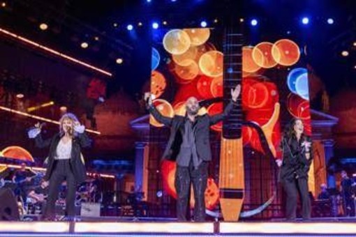 Pino Daniele, Napoli abbraccia il suo re in una notte di festa e ricordi