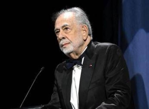 Flop Megalopolis, Francis Ford Coppola vende la sua isola per coprire perdite Flop Megalopolis, Francis Ford Coppola vende la sua isola per coprire perdite