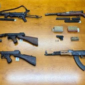 Traffico di armi, due arresti nel Milanese e sequestri