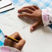 Lo studio che 'riabilita' la scrittura a mano: "Fa bene al cervello" Lo studio che 'riabilita' la scrittura a mano: "Fa bene al cervello"