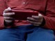 Social media, rischio uso eccessivo in estate per bambini: le raccomandazioni ai genitori