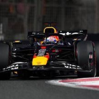 Gp Abu Dhabi, Verstappen in pole davanti a Norris. La griglia di partenza Gp Abu Dhabi, Verstappen in pole davanti a Norris. La griglia di partenza