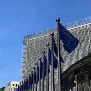 Fondi difesa Ue Safe, 5 Paesi firmano: Italia attende la scadenza Fondi difesa Ue Safe, 5 Paesi firmano: Italia attende la scadenza