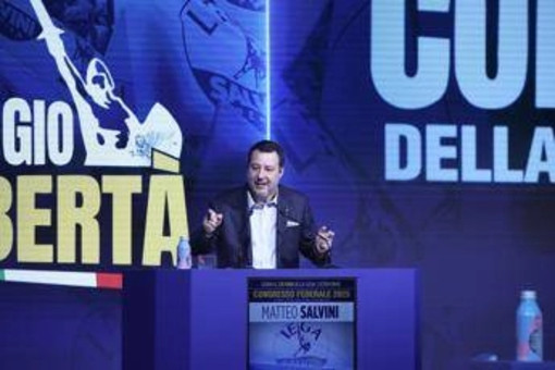 Salvini si ricandida al Viminale: &quot;Parlerò con Meloni&quot;. Ma Forza Italia frena