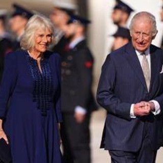 Rosso per Carlo, bianco per Camilla: vino italiano nei calici dei Reali in visita a Roma
