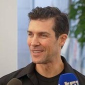 Intesa Sanpaolo, Roberto Bolle: "Sostenerci, prenderci ‘per mano’ è un gesto rivoluzionario oggi" Intesa Sanpaolo, Roberto Bolle: "Sostenerci, prenderci ‘per mano’ è un gesto rivoluzionario oggi"
