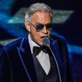 Milano Cortina 2026, Andrea Bocelli alla cerimonia di apertura